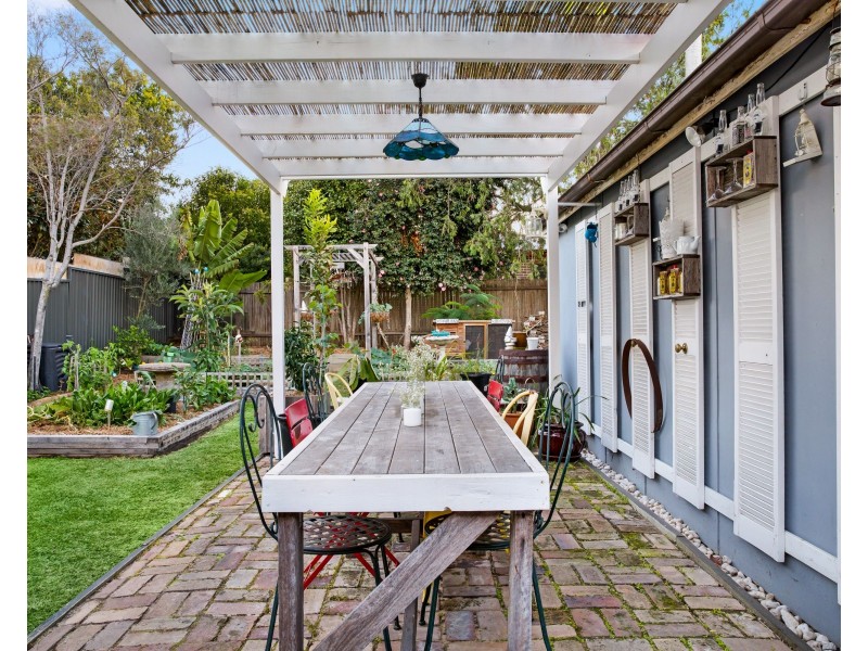 15 Rosemeath Avenue, Kingsgrove NSW 2208