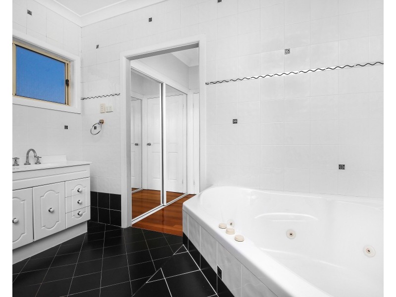 41 Hocking Avenue, Earlwood NSW 2206