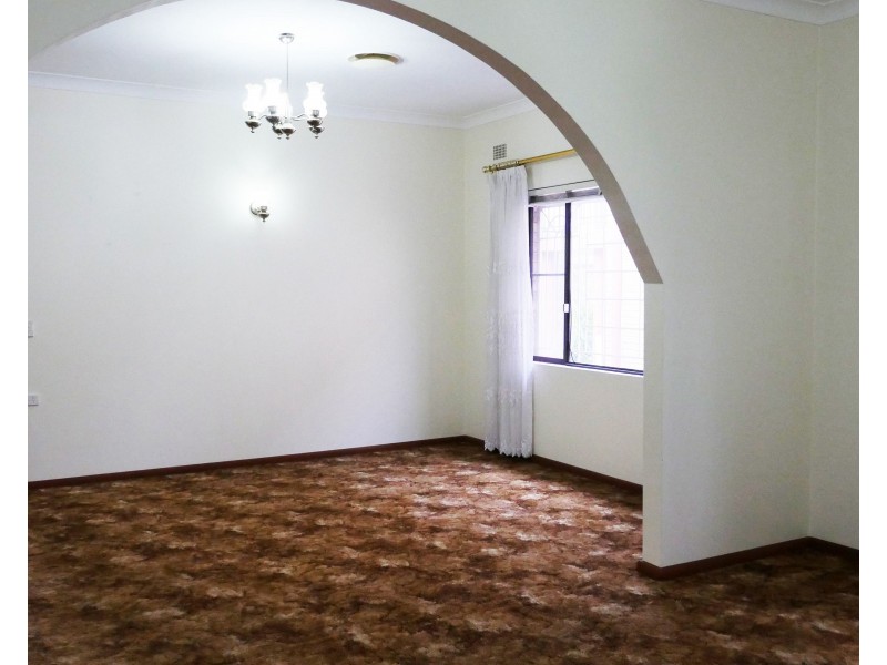 32 Narani Crescent, Earlwood NSW 2206