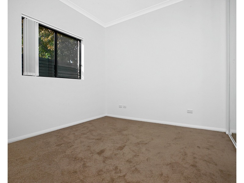 2/100A Northcote Street, Canterbury NSW 2193