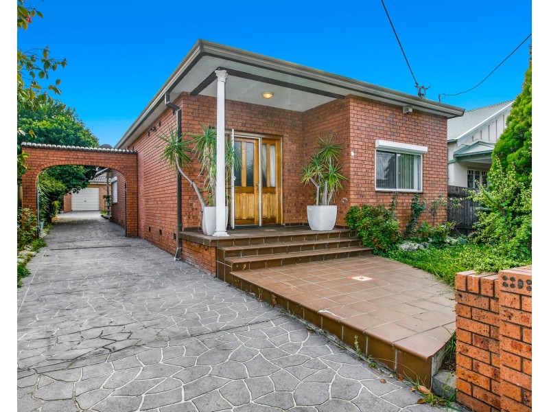 20 Glenore Road, Canterbury NSW 2193