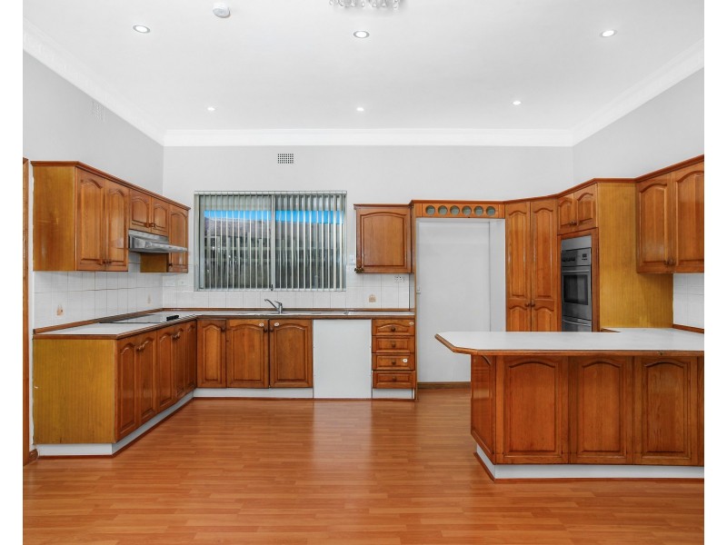 20 Glenore Road, Canterbury NSW 2193
