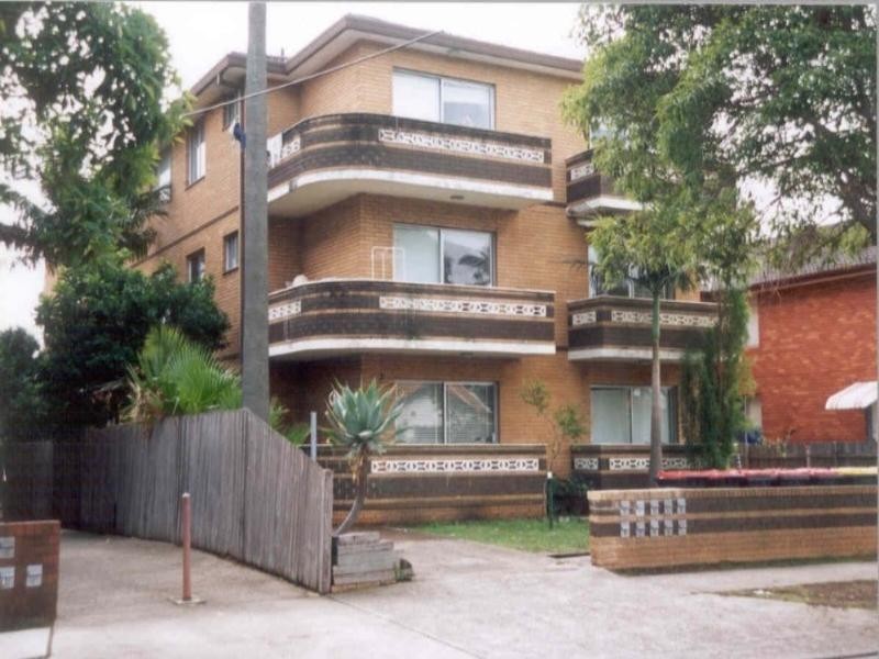 9/3 Seventh Avenue, Campsie NSW 2194