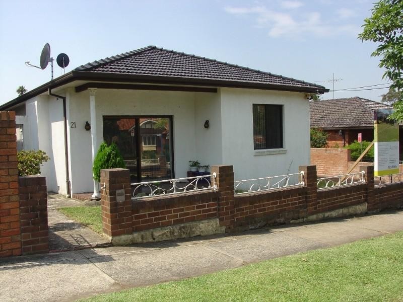 21 Clarke Street, Earlwood NSW 2206