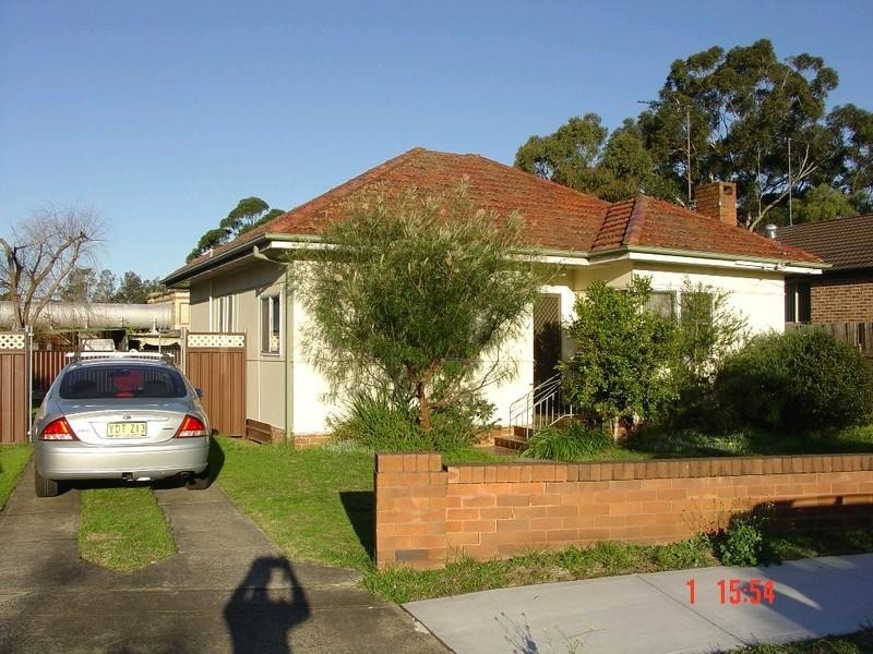 13 Wanstead Avenue, Earlwood NSW 2206