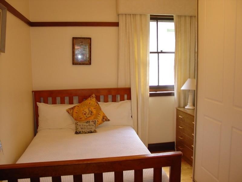 2 Hamilton Avenue, Earlwood NSW 2206