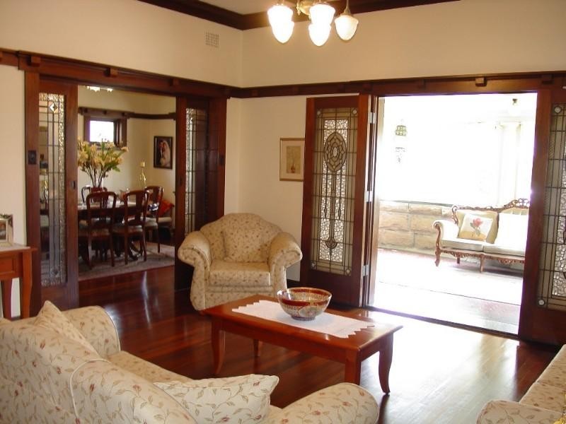 2 Hamilton Avenue, Earlwood NSW 2206