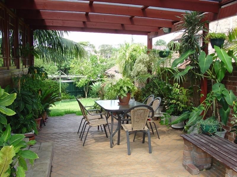 2 Hamilton Avenue, Earlwood NSW 2206