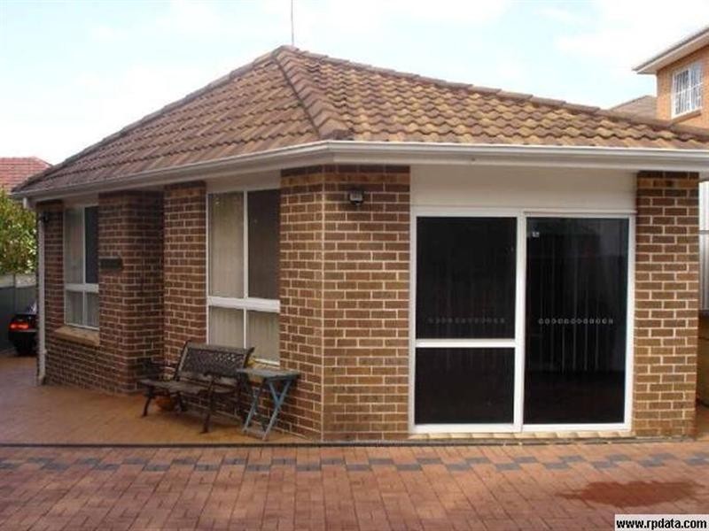 15A Banks Road, Earlwood NSW 2206