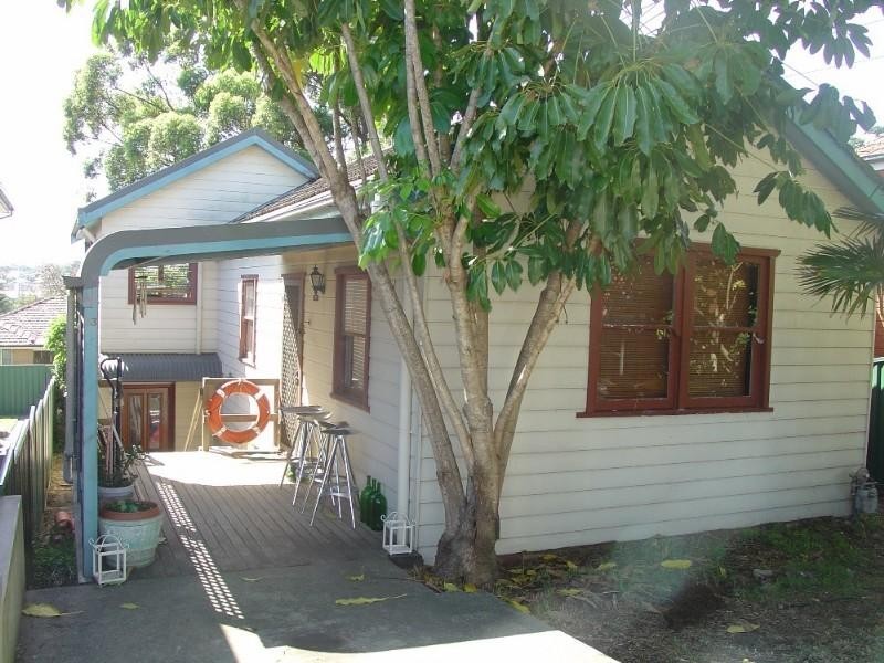 13 Caroline Street, Earlwood NSW 2206