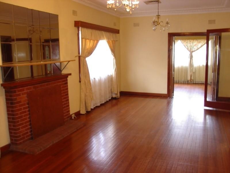 17 Warrawee Place, Beverly Hills NSW 2209