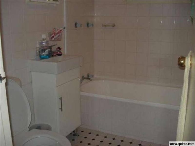 11/5 St Albans Road, Kingsgrove NSW 2208