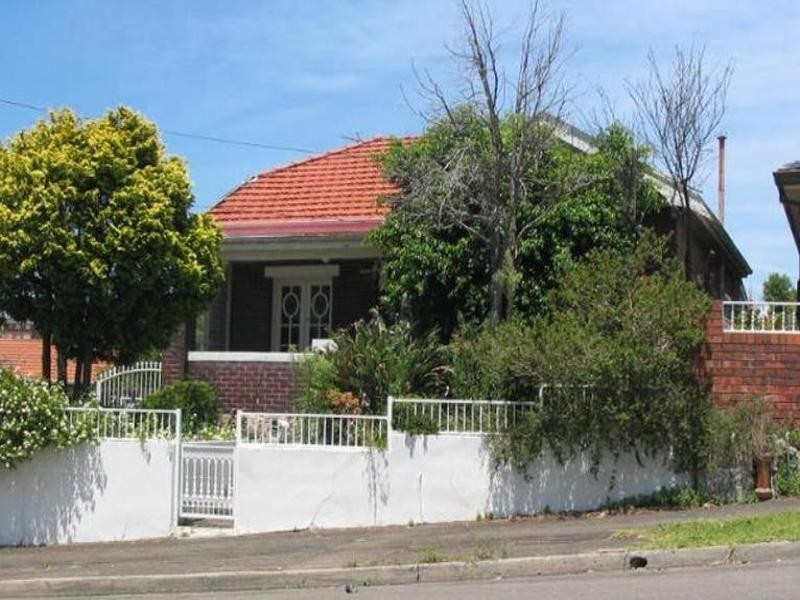 22 Bass Road, Earlwood NSW 2206