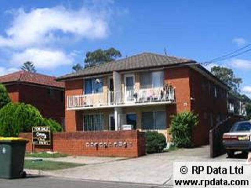 1/22 Hampden Road, Lakemba NSW 2195