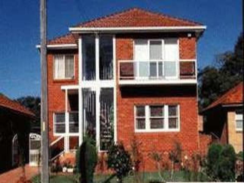 50 Earlwood Crescent, Bardwell Park NSW 2207