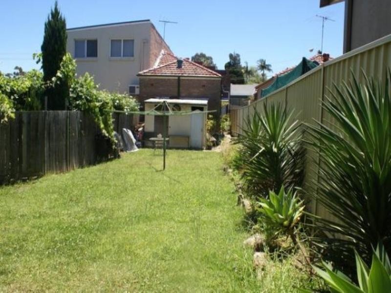 546 Homer Street, Earlwood NSW 2206