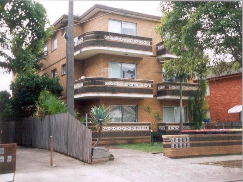 5/3 Seventh Avenue, Campsie NSW 2194