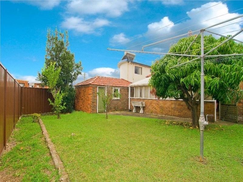 114 Minnamorra Avenue, Earlwood NSW 2206