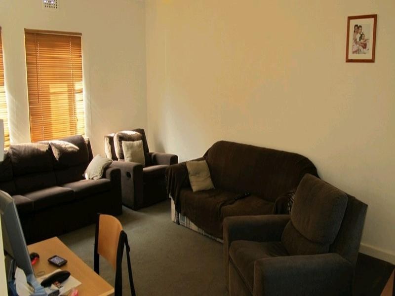 10 Younger Avenue, Earlwood NSW 2206