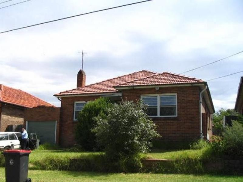 15 Proctor Avenue, Kingsgrove NSW 2208