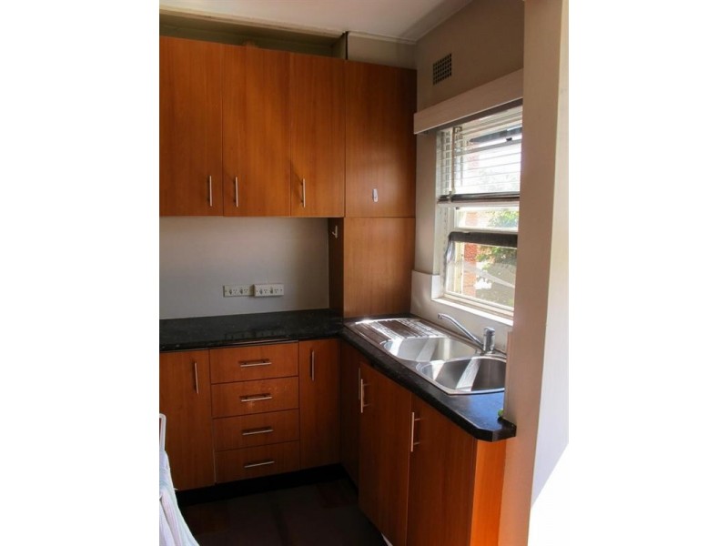 8/7 Vicliffe Avenue, Campsie NSW 2194