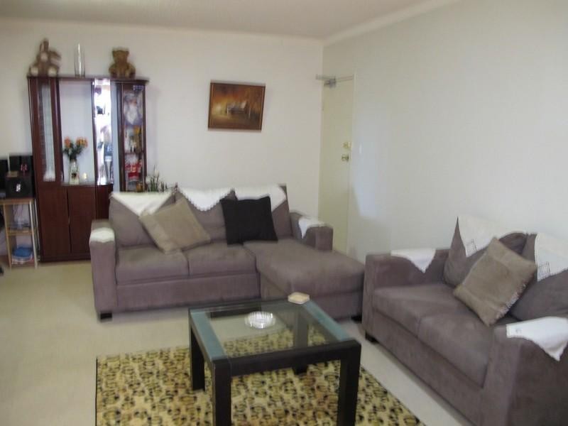 11/5 St Albans Road, Kingsgrove NSW 2208