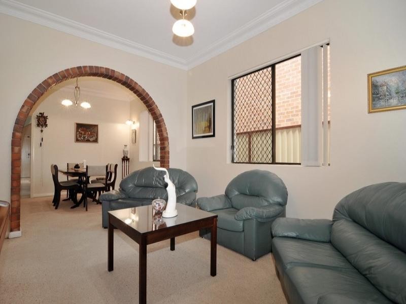 10 Clisdell Avenue, Canterbury NSW 2193