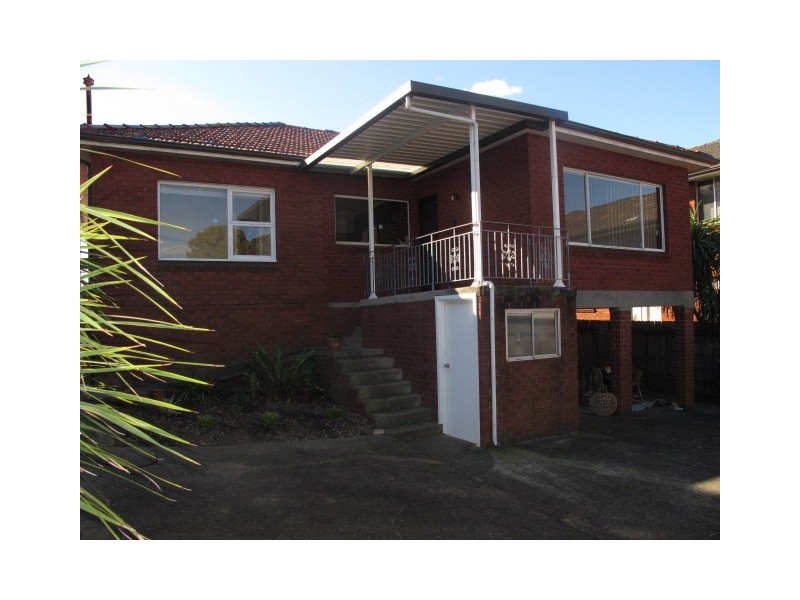 38 Moorefields Road, Kingsgrove NSW 2208