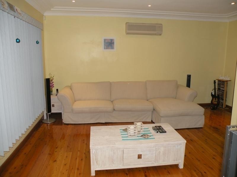 19 Doonkuna Street, Beverly Hills NSW 2209