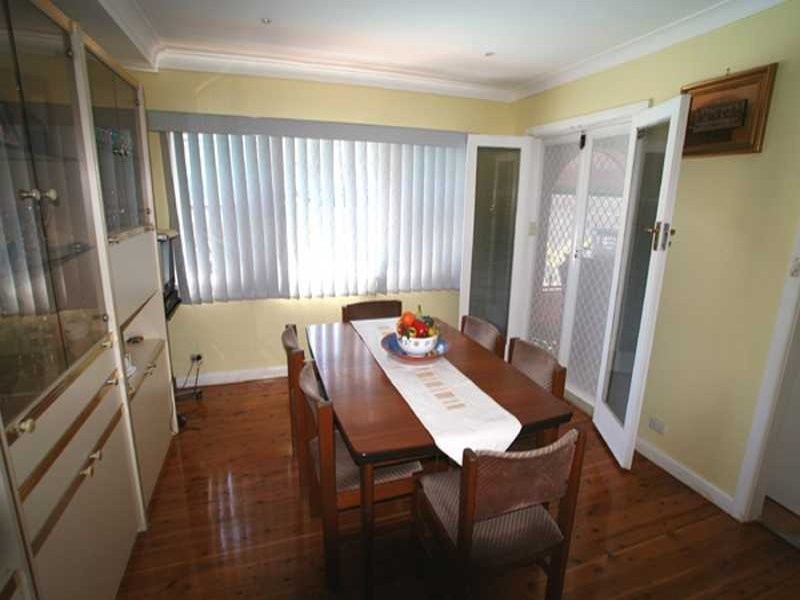 19 Doonkuna Street, Beverly Hills NSW 2209