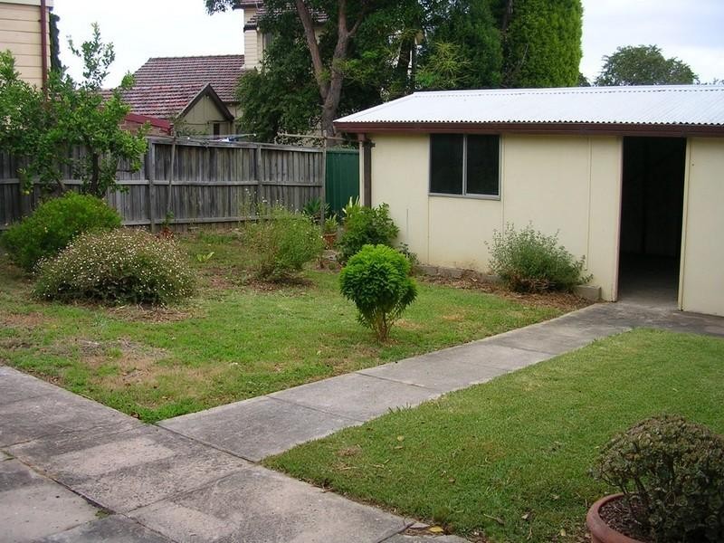 19 Willunga Avenue, Earlwood NSW 2206