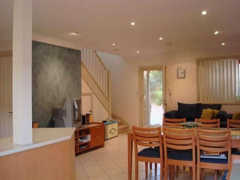 10/14-16 Bower Street, Roselands NSW 2196