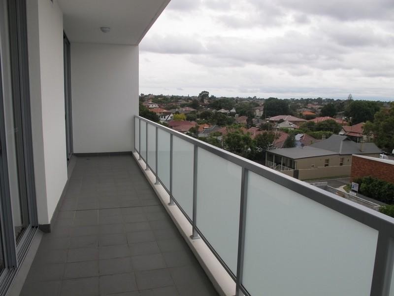 30/1 Cooks Avenue, Canterbury NSW 2193