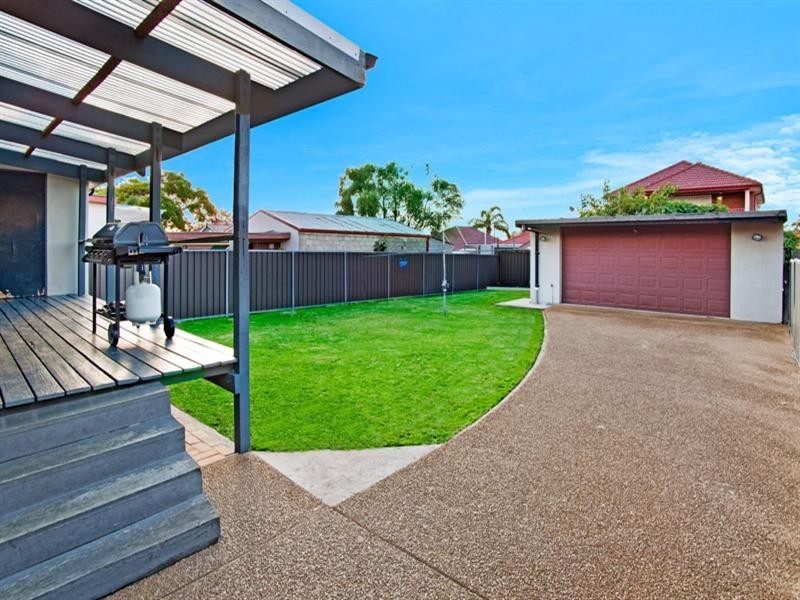 15 Fleet Avenue, Earlwood NSW 2206