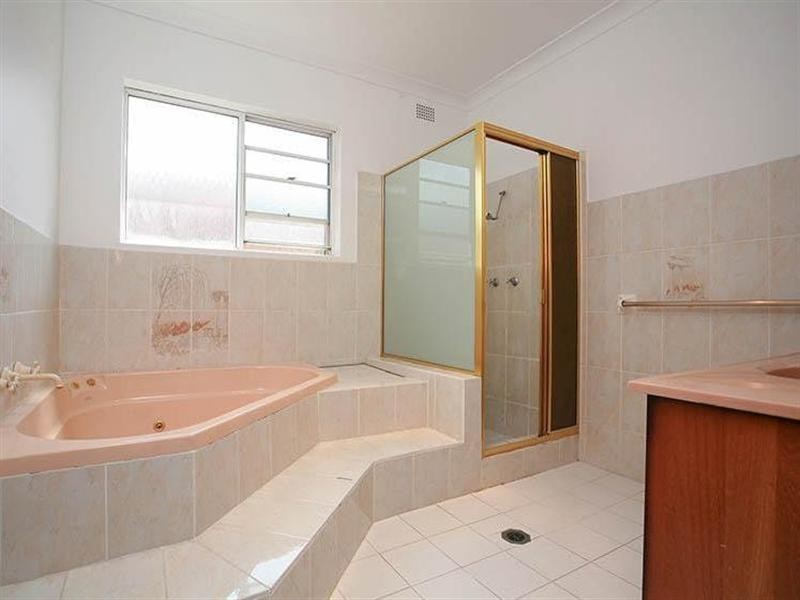 94 Staples Street, Kingsgrove NSW 2208