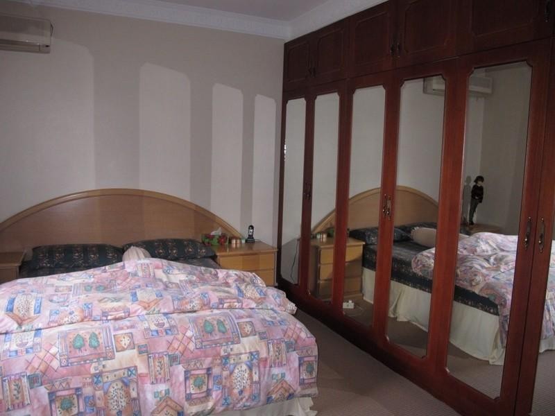 6 Baringa Road, Earlwood NSW 2206