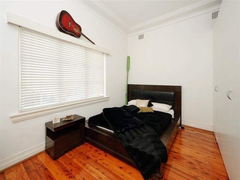 105 Kingsgrove Road, Kingsgrove NSW 2208