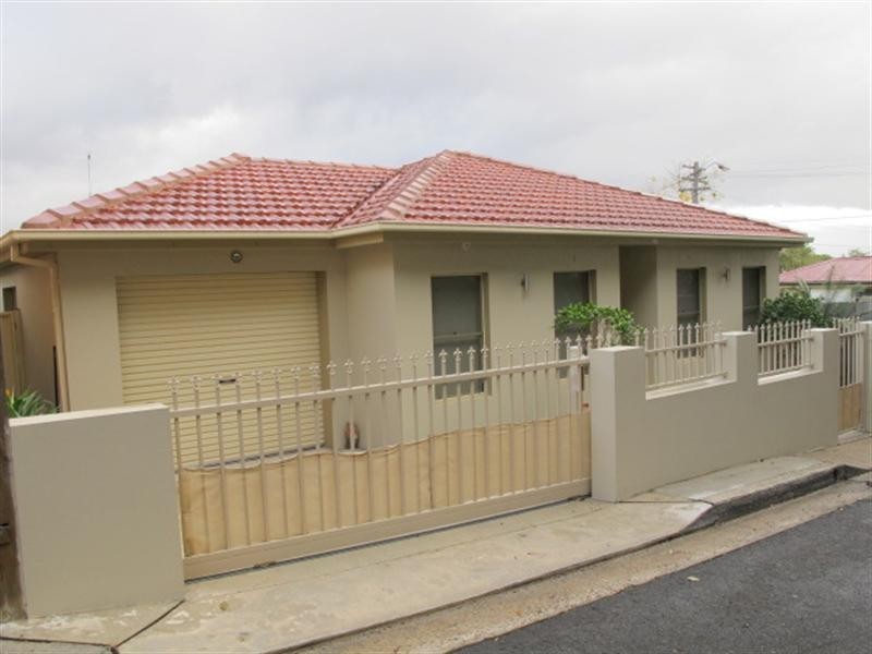 43 Pembroke Avenue, Earlwood NSW 2206