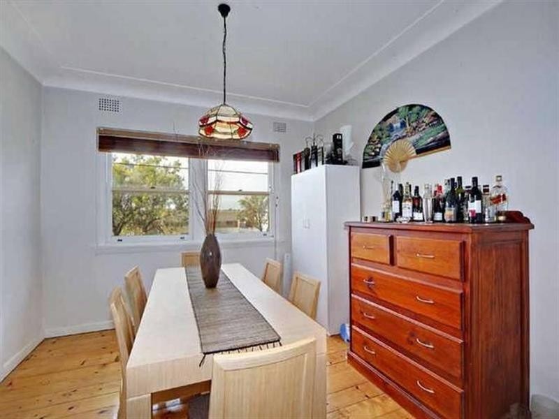 23 Beaconsfield Avenue, Kingsgrove NSW 2208