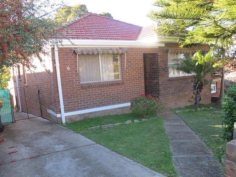 6 Arinya Street, Kingsgrove NSW 2208