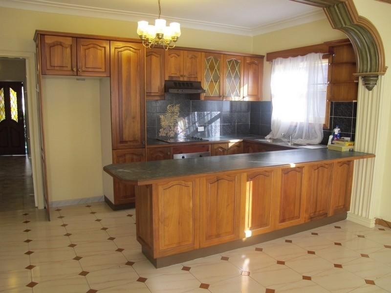 6 Arinya Street, Kingsgrove NSW 2208