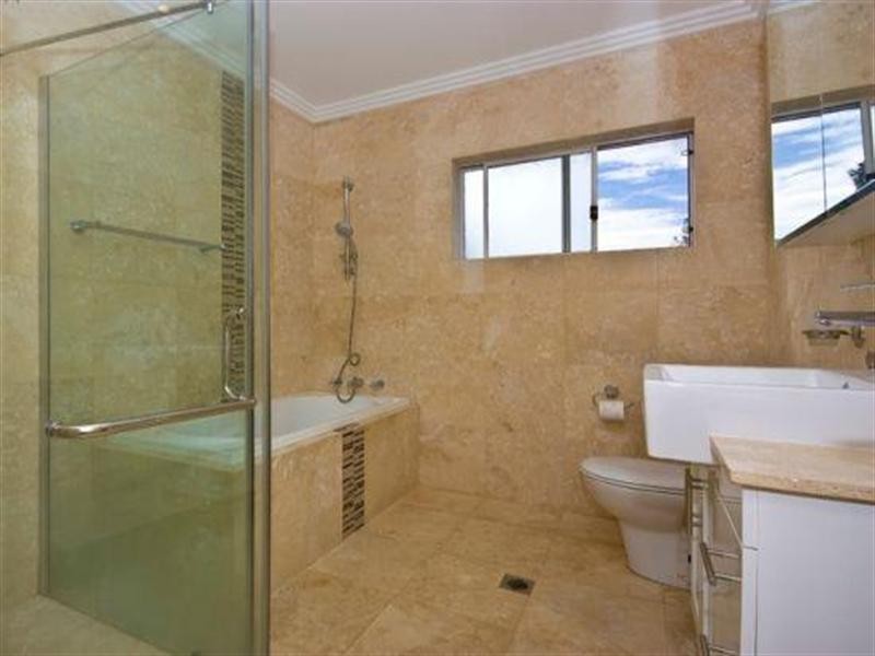 4A Pine Avenue, Earlwood NSW 2206