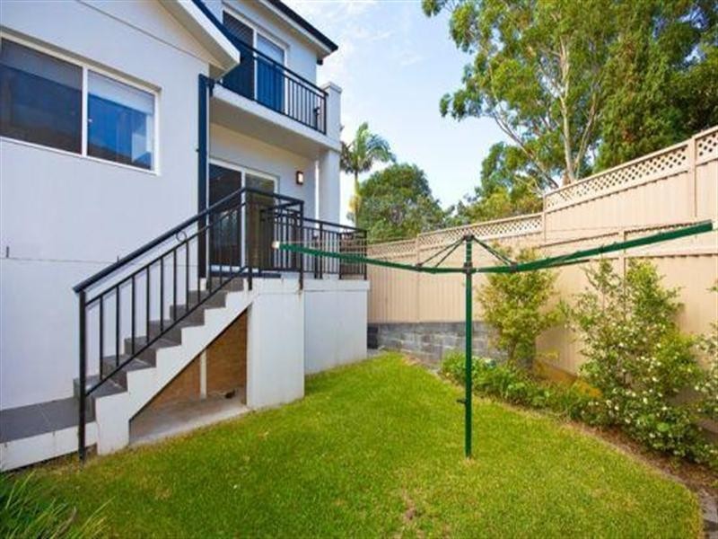 4A Pine Avenue, Earlwood NSW 2206