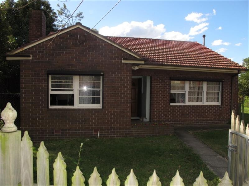 1 Price Avenue, Belmore NSW 2192