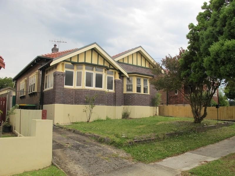 13 Warburton Parade, Earlwood NSW 2206