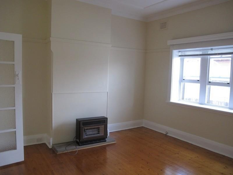 13 Warburton Parade, Earlwood NSW 2206