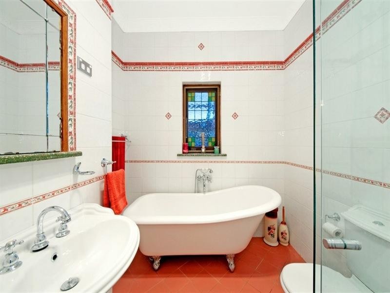 110 Minnamorra Avenue, Earlwood NSW 2206