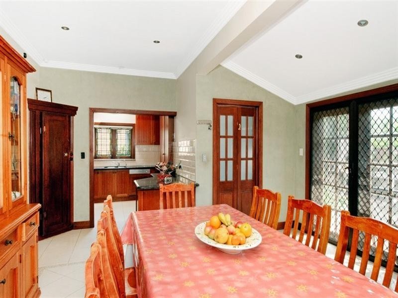 110 Minnamorra Avenue, Earlwood NSW 2206