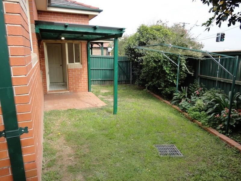 1/84 William Street, Earlwood NSW 2206