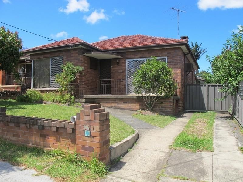 14 Eulabah Avenue, Earlwood NSW 2206